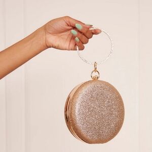 Gold Round Clutch Purse With Rhinestone Circular Ring And Chain